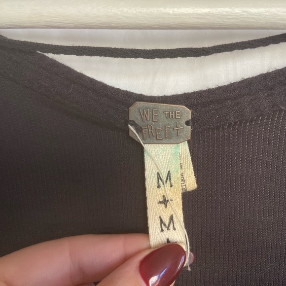 Free People we the free Waffle Knit Tunic Sweater Size Medium - Picture 6 of 9